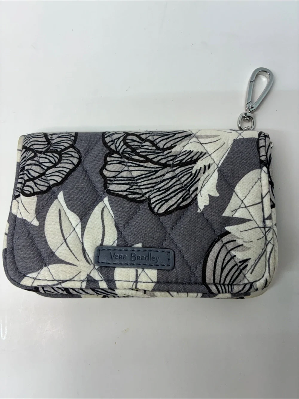 Vera Bradley Quilted Floral Keychain Wallet in Gray and White - Picture 3 of 5